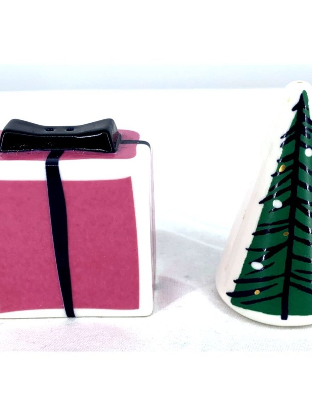 Kate Spade New York Village Salt & Pepper Lenox Christmas Gift & Tree 3"